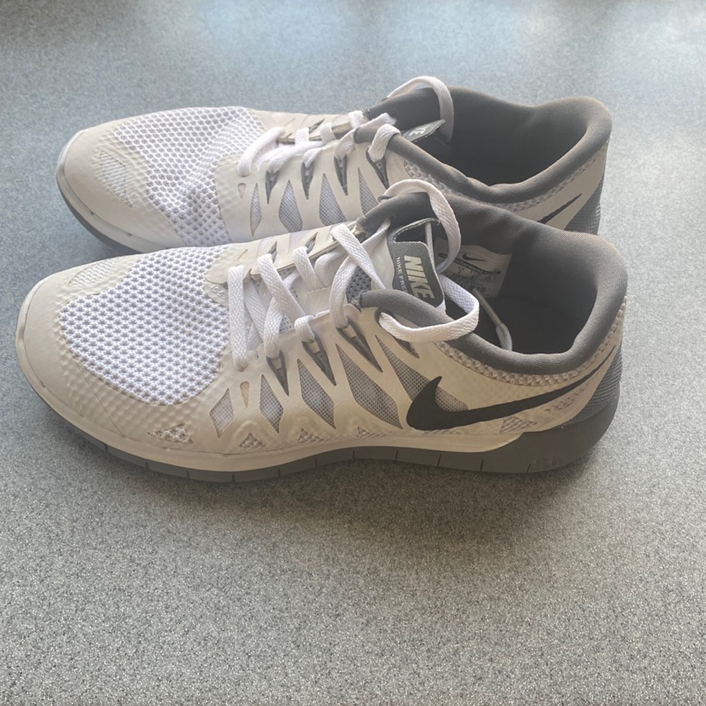 Women’s Nike free 5.0